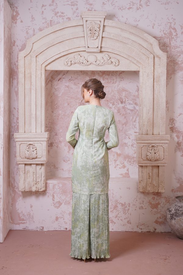 Estella in Regal Green - Image 4