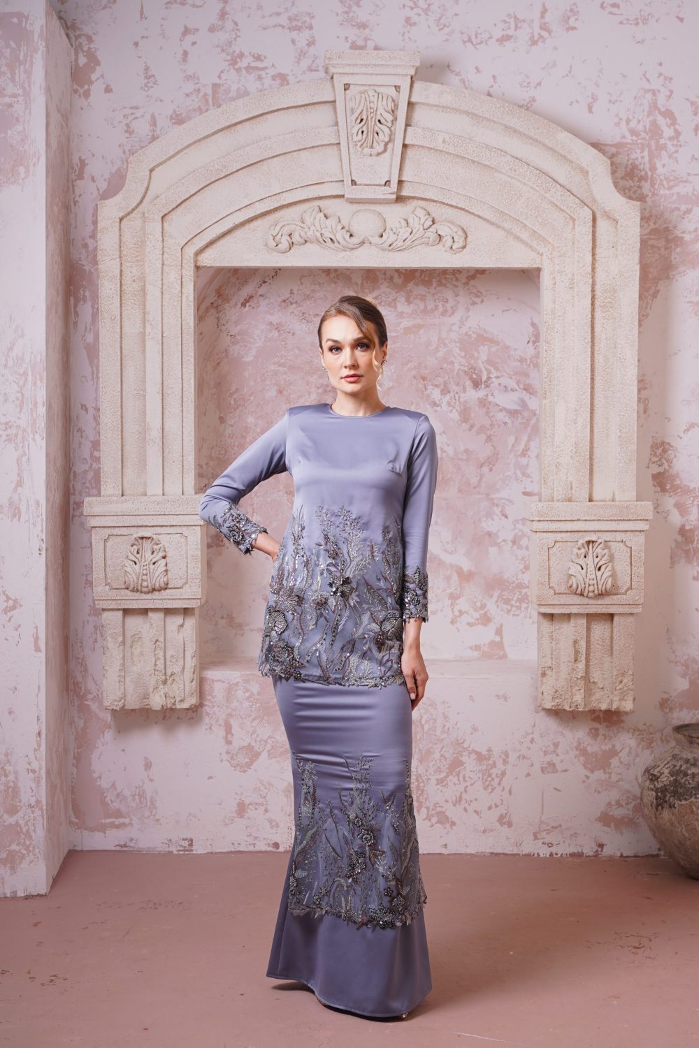 Satinora in Smoky Blue
