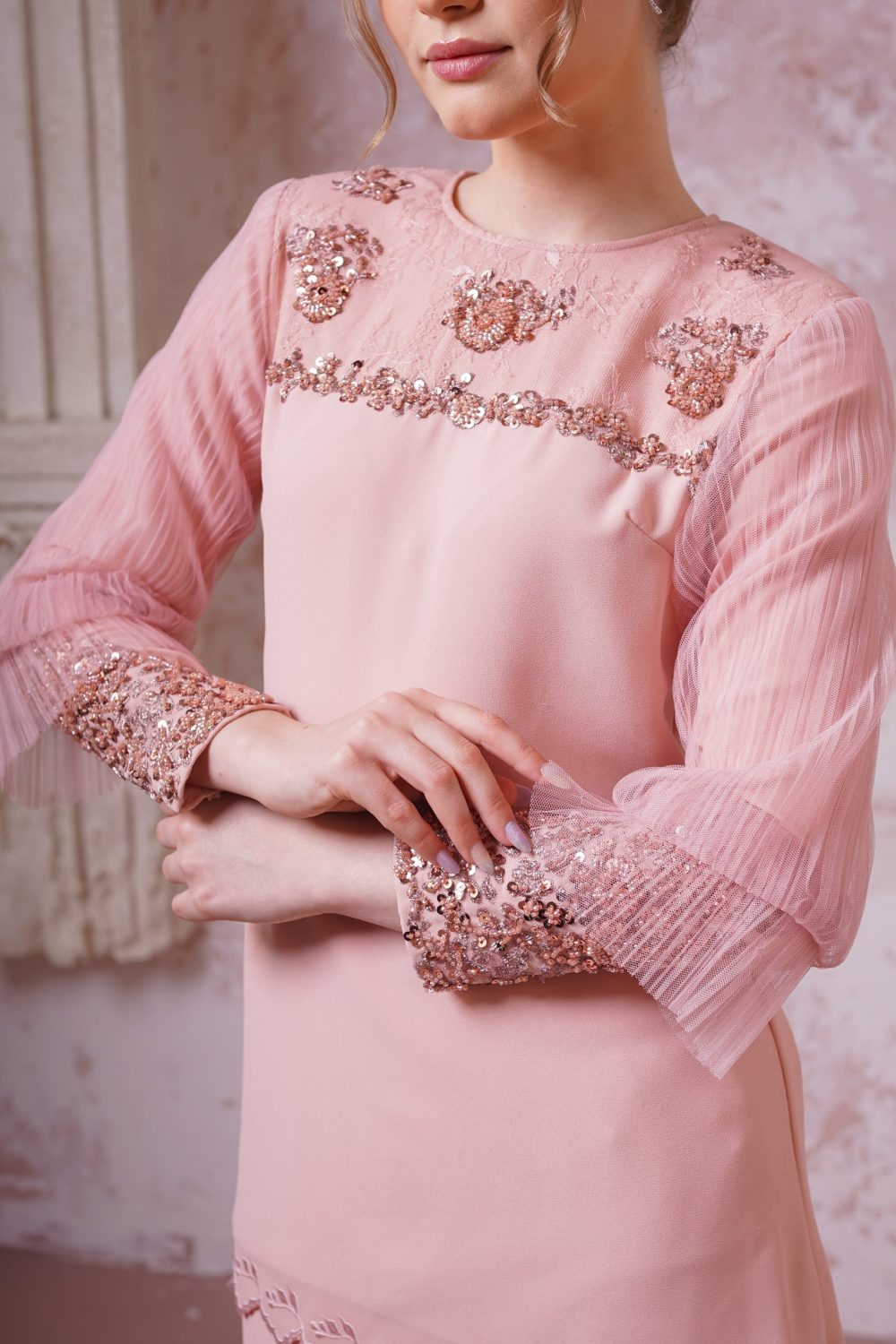 Serina in Peach