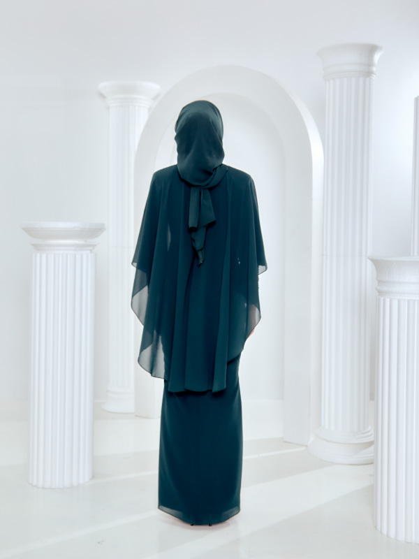 Fathia Dress