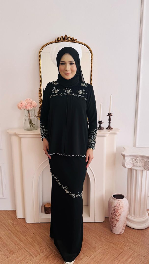 Ivy Kurung