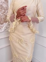 Iris Kurung in Soft Yellow