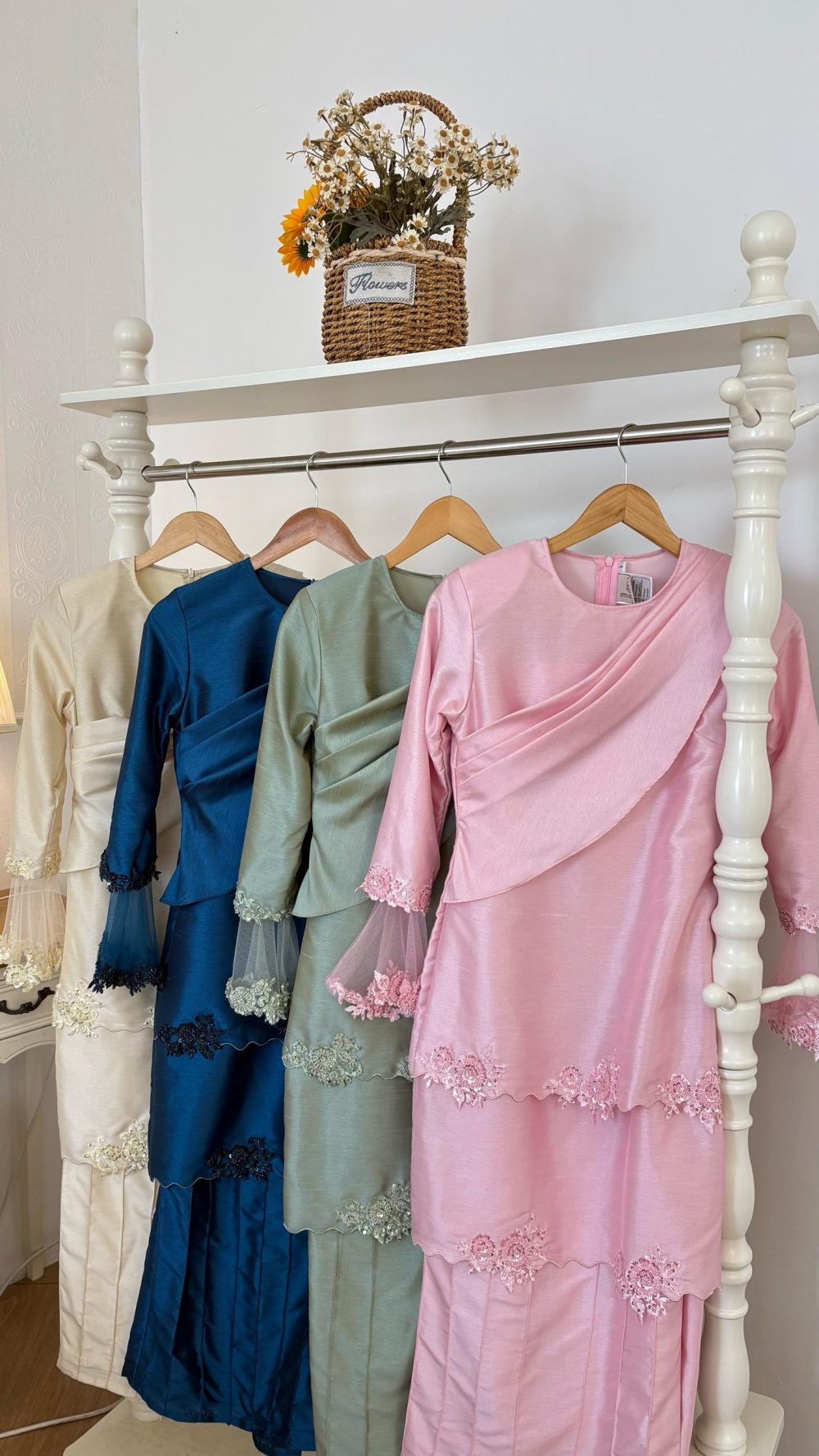 Iris Kurung in Soft Yellow